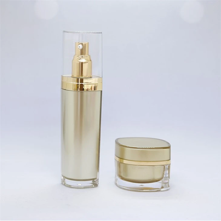 Square Plastic Pump Bottles