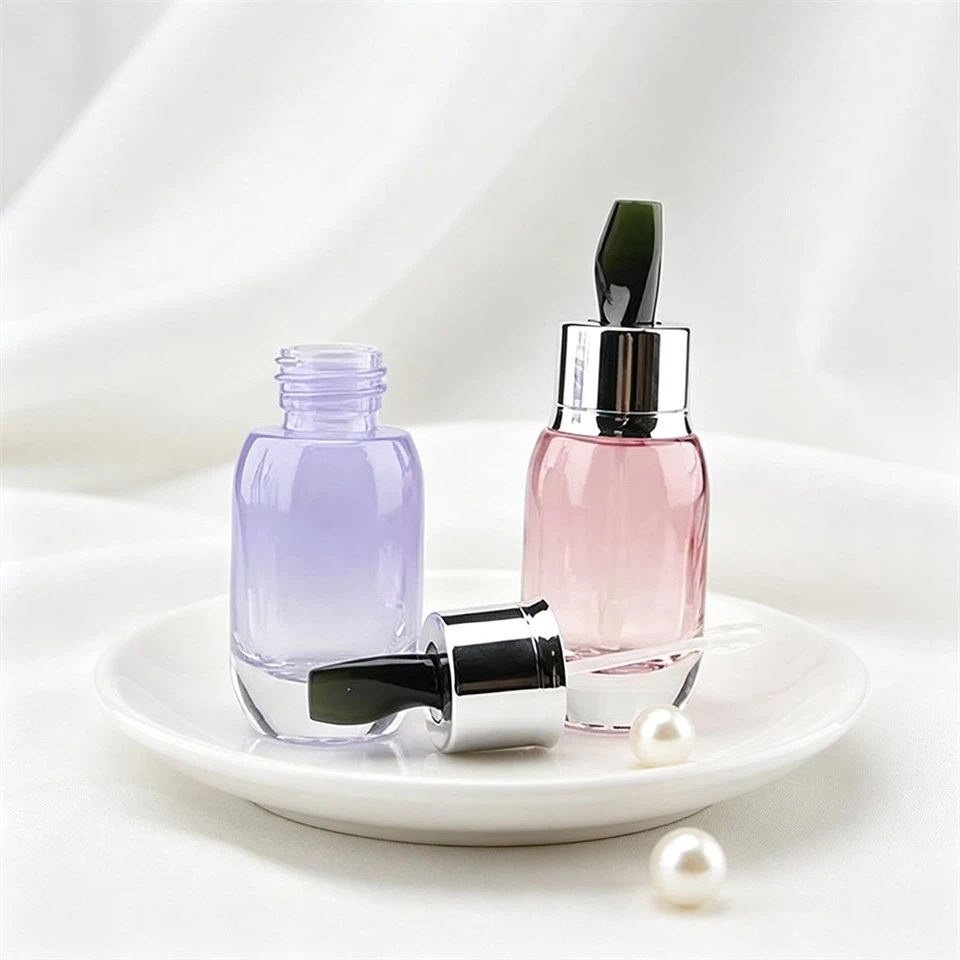 15ml Gradient Glass Dropper Bottle, Empty Essential Oil & Skincare Essence Container suppliers