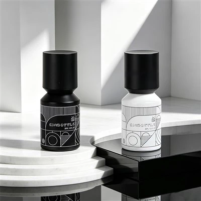 Custom 30ml Black White Cosmetic Glass Pump Bottle Luxury Serum Foundation Bottle Wholesale