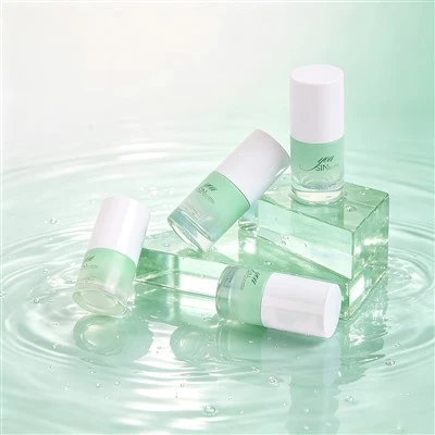 Custom Mint Green Skincare Packaging Bottle Eco-Friendly Glass Lotion Pump Bottle With White Cap