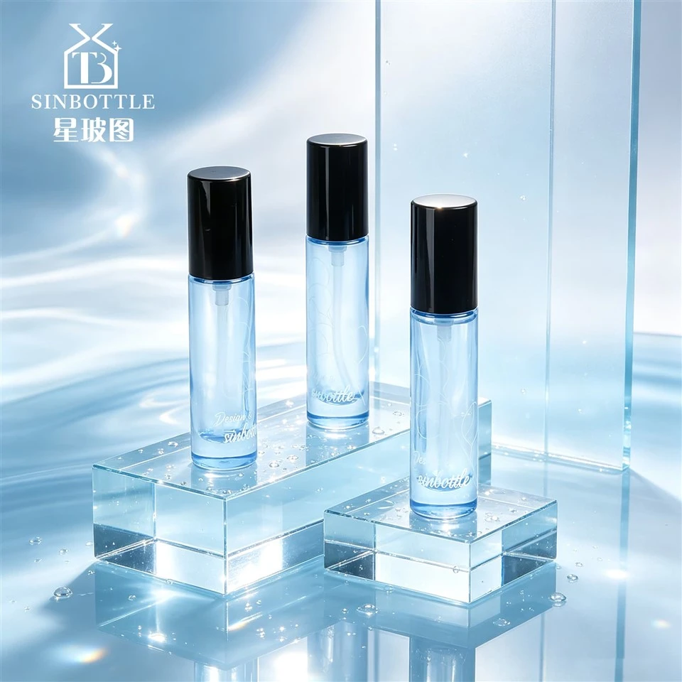Transparent Light Blue Cylinder Square Glass Spray Bottle Black Cap Travel Toner Perfume Cosmetic Packaging Custom Brand